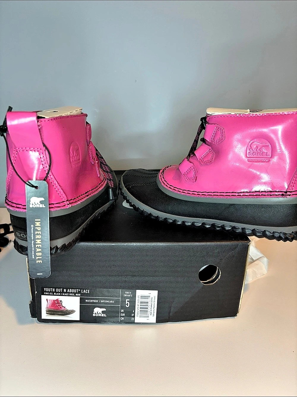 Sorel Out N About Lace Pink & Black Youth US 5